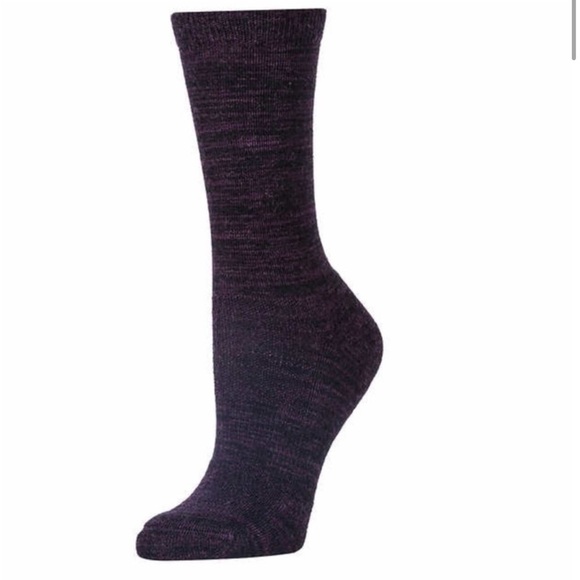 Kirkland Signature Ladies' Extra-Fine Merino Wool Blend Crew Sock, 4-pai… - Picture 8 of 11